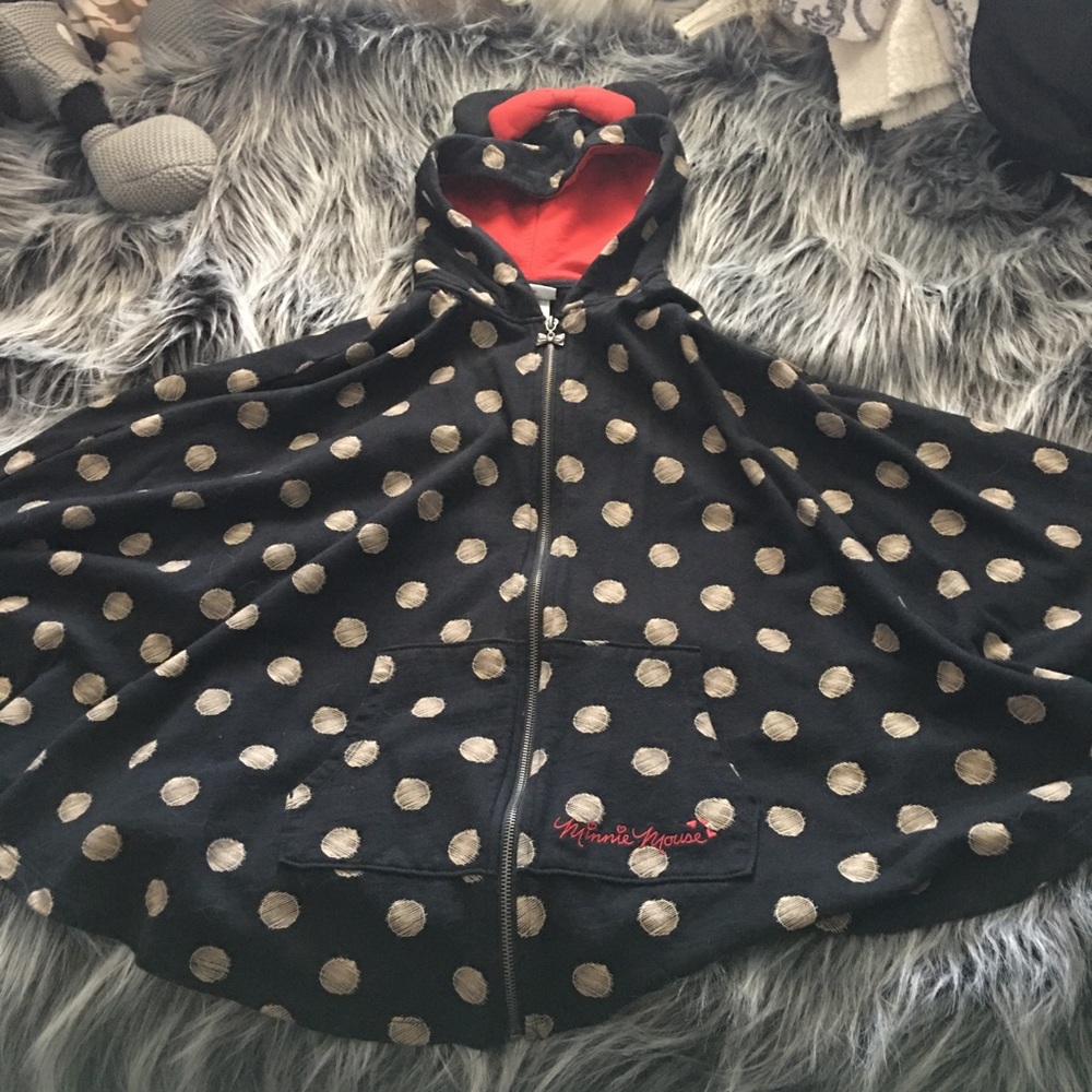 Disney Park’s Minnie Mouse Cape Poncho